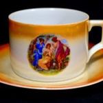 ALLEGORIKUS JELENETTEL RÉGI ZSOLNAY PORCELÁN TEÁSCSÉSZE ! fotó