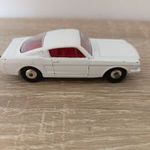 Matchbox Lesney 8 Ford Mustang with steering wheel fotó