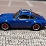 Porsche 911 1: 64 fotó