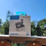 Astrum ET340 BT V5.1 sztereo TWS headset zajszűrős mikrofonnal, USB-C töltőtokkal, fehér fotó