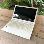 TOSHIBA SATELLITE C55 - I5-ös notebook fotó