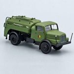 IFA S4000-1 Tankwagen NVA 1: 87 Brekina fotó