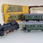 A314 H0 1: 87 Piko BR 80 vasútmodell gőzmozdony + 2 db személyvagon fotó