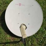 80 cm-es Parabola antenna fej 2 TV-hez T-Home 3 méteres konzollal fotó