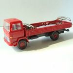 Y775 H0 1: 87 Wiking Mercedes teherautó fotó