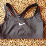 NIKE Dri-Fit fekete fitnesz- sport felső, melltartó 10-12-évesre /4et fizetsz, 5-öt vihetsz!/ fotó