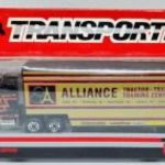 Matchbox CY104 Super Star Transporters "ALLIANCE Racing Team" kamion bontatlan dobozában fotó