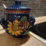 Mézesbödön kerámia napraforgó méhecske porcelán kanállal fotó