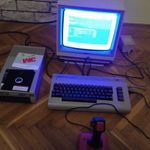 Commodore 64 breadbin + video kábel + tápegység + QuickShot II joystick fotó