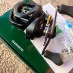 Shimano Curado BFS XG Multi horgász orsó fotó