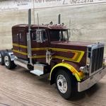 Peterbilt 359 Road Kings 1/18 1: 18 fém kamion modell fotó