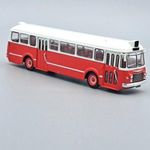 Renault S45-R4210 busz 1: 72 fotó