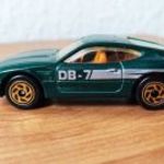 Matchbox---Aston Martin DB 7--ARANY felni fotó