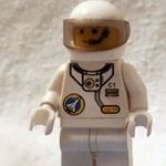 Lego figura FIRST LEGO League (FLL) Mission Mars Male Astronaut Item No: fst028 fotó