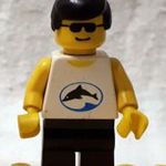 Lego figura Divers - Blue Oval and Black Dolphin with Black Hair Item No: div024 fotó