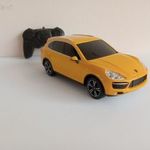 Rastar távirányítós Porsche Cayenne turbo 1: 24 fotó