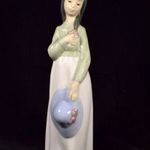 LÁNY KÉK KALAPPAL ... LLADRO PORCELÁN FIGURA X fotó