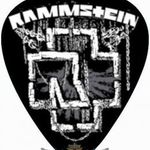 RAMMSTEIN - IN KETTEN LOGO. pengető nyaklánc fotó