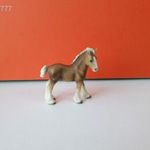 Eredeti Schleich ló csikó állatfigura ! 8, 5x9cm !! 2009-es kiadás !! Schleich 13671 ! fotó