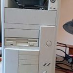 PENTIUM III. 450 számítógép Windows 98-al RETRÓ fotó