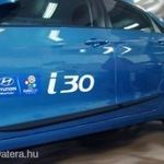 Hyundai i30 2012-től Ajtóvédő Díszléc Oldalcsík fotó