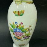 Régi, 125-éves jubileumi jelzéssel ellátott Herendi porcelán váza / Viktória VBO mintával - 1964-ből fotó