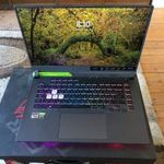 Asus ROG Strix gamer laptop garanciával fotó