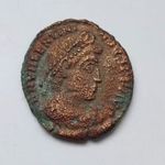 Valentinianus 375-392 C: 23-24 fotó