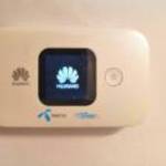 HUAWEI Mobile WIFI E5577 Router fehér kártyafüggetlen. fotó