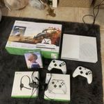 Xbox One S 1TB + 2 gyári kontroller + chat mikrofonos fejhallgató fotó