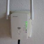 Strong Wifi Universal Repeater 300 Ismétlő Jelismétlő / Access Point / Router WLAN fotó