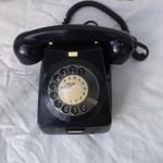 [ABC] Retro fekete tárcsás telefon, Mechanikai M. fotó