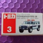 TOMICA (Tommy Takara) miniMatchbox TOYOTA Megacruiser rendőrauto fotó