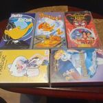 Retro mese VHS kazetták csak egyben dodo kacsa rózsaszín párduc Alice Aladin disney fotó