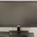 LG 19EN33S-B 19" 1366x768 5ms 200cd LED VGA Monitor fotó