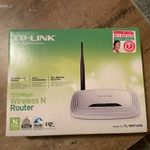 TP-LINK TL-WR740N N-Wireless router fotó