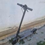 Xiaomi Mi Electric Scooter Essential Black EU fotó