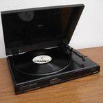 Universum F4682 Stereo Plattensieler semi auto belt drive turntable hifi sztereó Bakelit lemezjátszó fotó