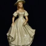 KALAPOS KISLÁNY ... HIBÁTLAN PORCELÁN FIGURA X fotó