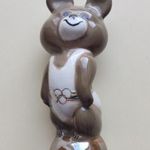 *1980 Moszvai Olimpia Misa mackó porcelán figura 12cm NMÁ fotó