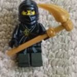 Lego ninjago figurák (ninják) arany fegyverekkel fotó