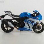 1/18 motor modell Suzuki Gsx-R 1000 fotó