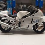 1/18 motor modell Suzuki Gsx-R 1300 Hayabusa fotó