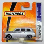 Matchbox Austin FX4 London Taxi bontatlan rövidkártyás bliszterben fotó