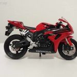 1/18 motor modell Honda CBR 1000 RR 2008 fotó