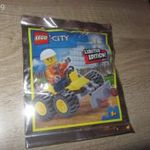 Új Zacskós Lego City Kerti gép és figura fotó