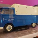 VOLKSWAGEN T1 PICK-UP ponyvás, nyíló ajtókkal SOLIDO 1: 18 méret 30cm fotó