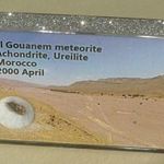 METEORIT El Gouanem meteorite > Világ ritka meteoritjai > DÍSZDOBOZOS gyűjtemény > NAGYON RITKA fotó