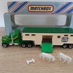 MATCHBOX CONVOY CY6 KENWORTH HORSE TRANSPORTER fotó