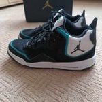 JORDAN K COURTSIDE 23 40-es cipő fotó